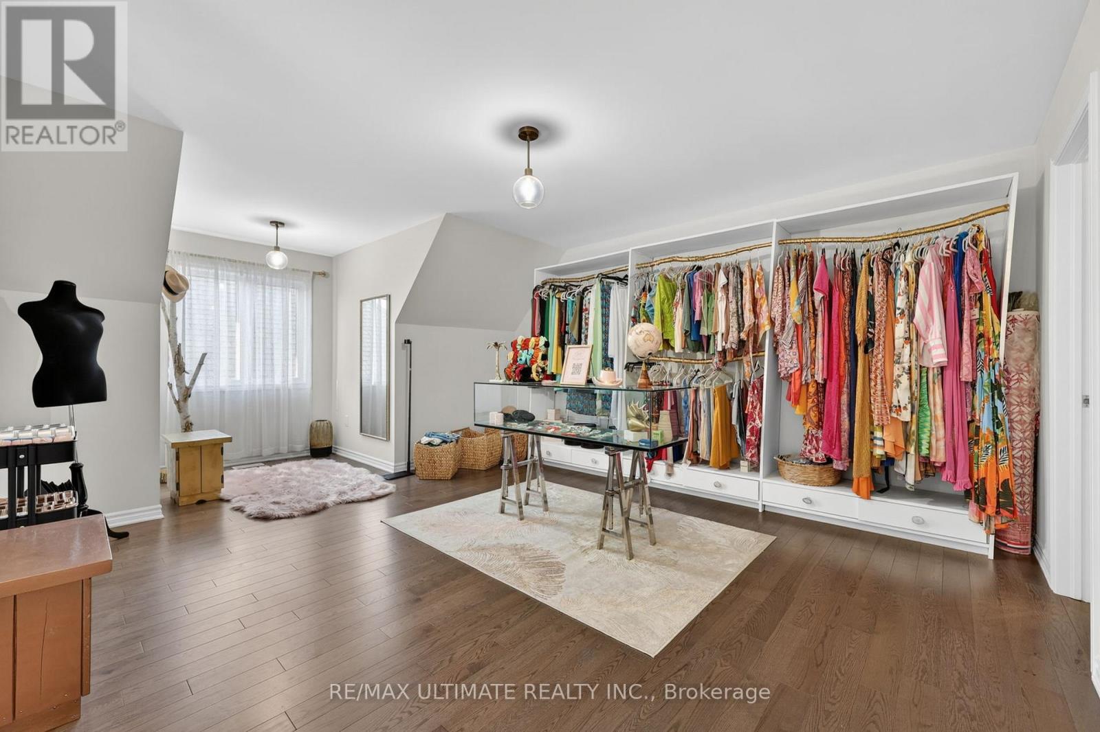 2962 MONARCH DRIVE - 26