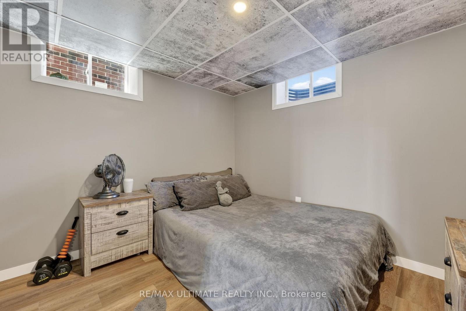2962 MONARCH DRIVE - 37