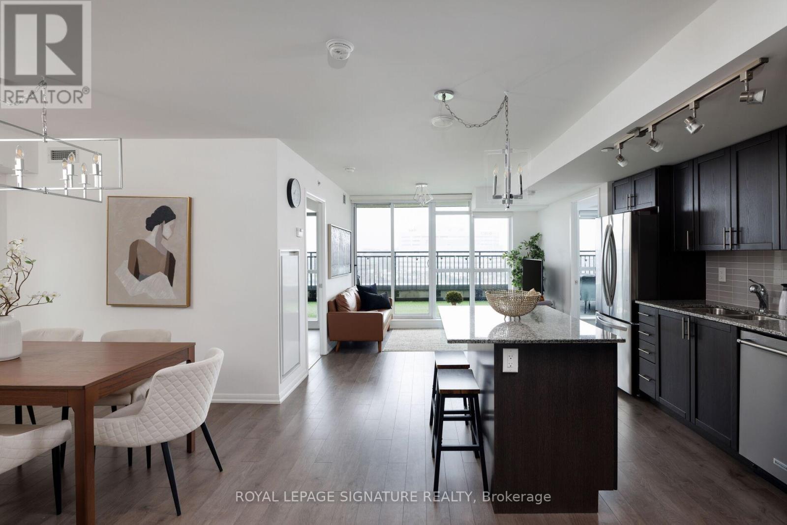 Listing photo of 726 - 3091 DUFFERIN STREET