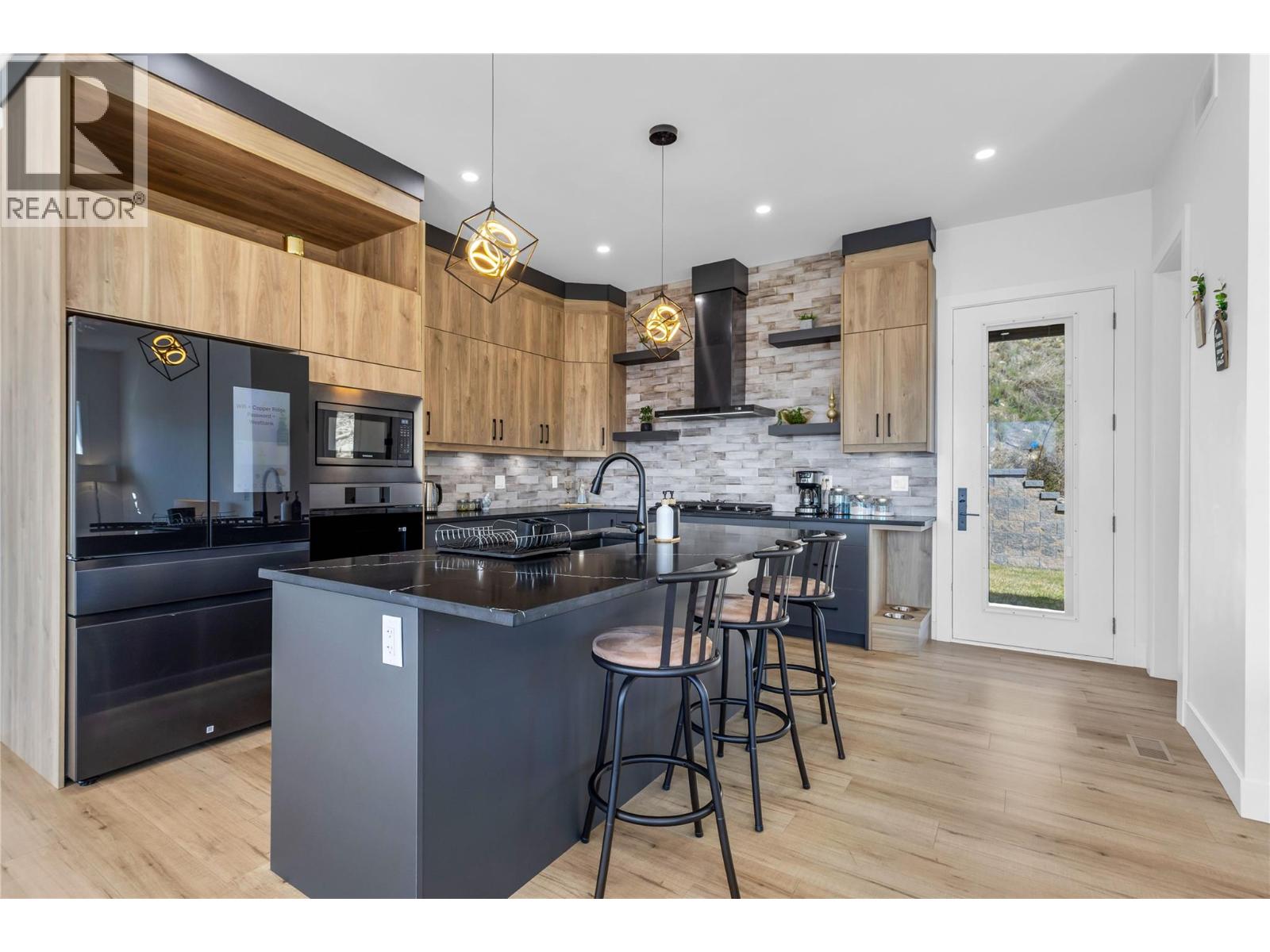  2842 Copper Ridge Drive, West Kelowna