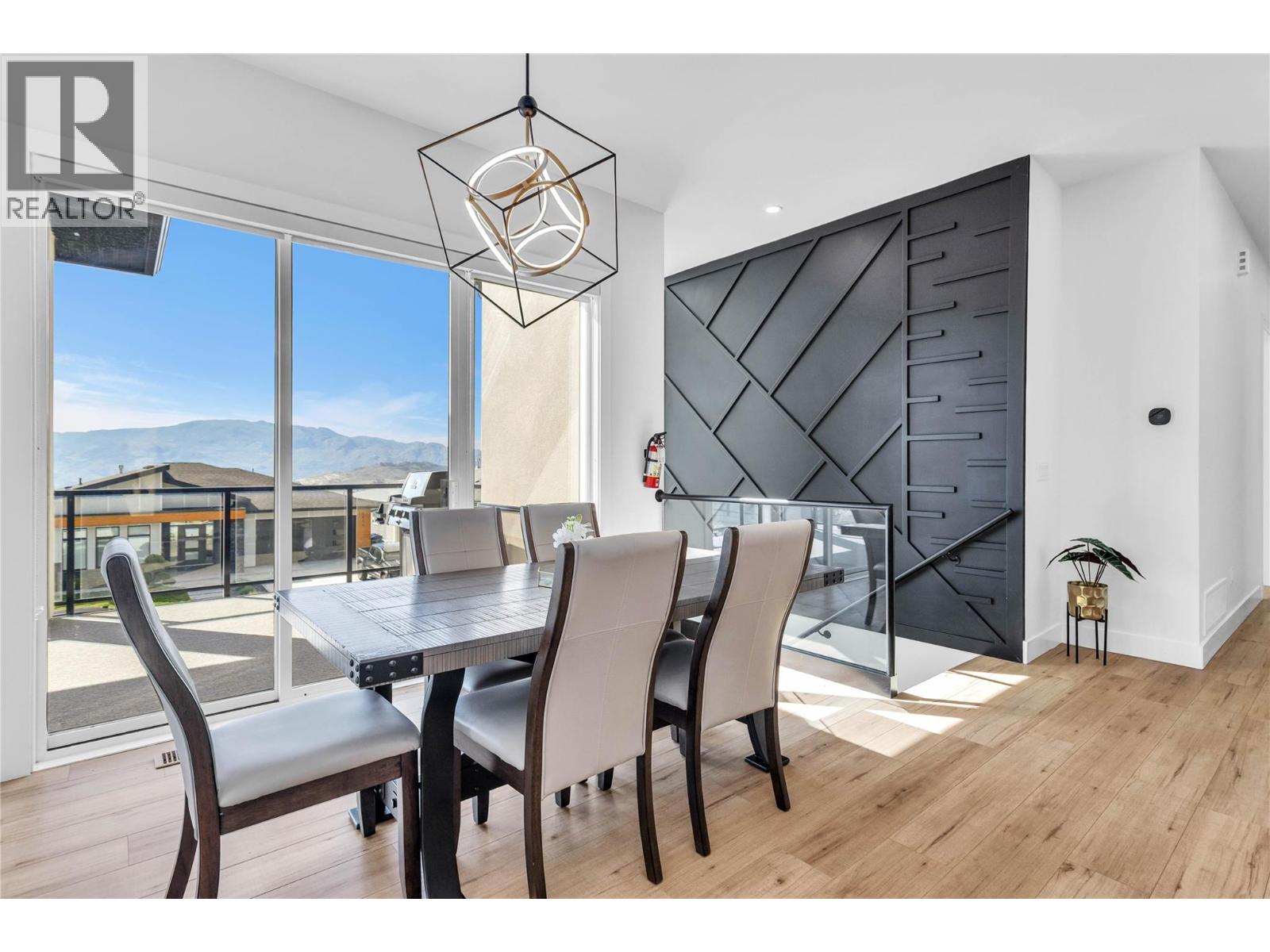  2842 Copper Ridge Drive, West Kelowna