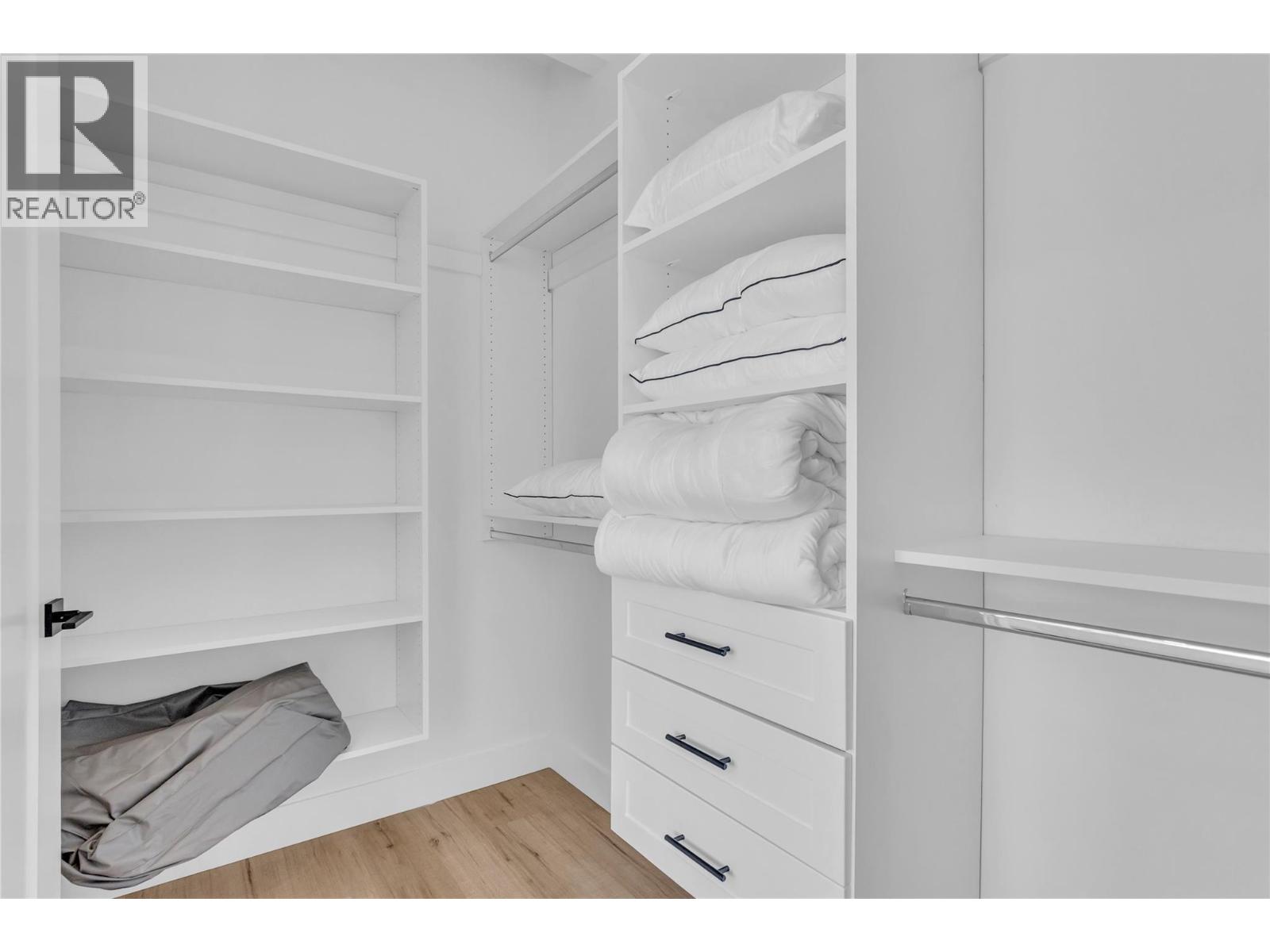  2842 Copper Ridge Drive, West Kelowna