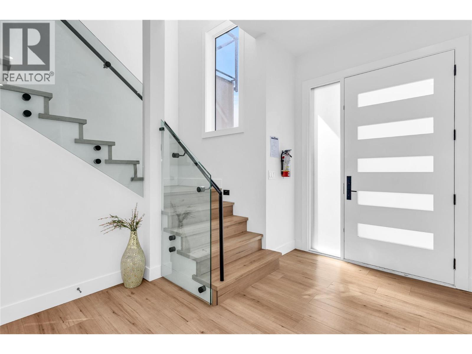  2842 Copper Ridge Drive, West Kelowna