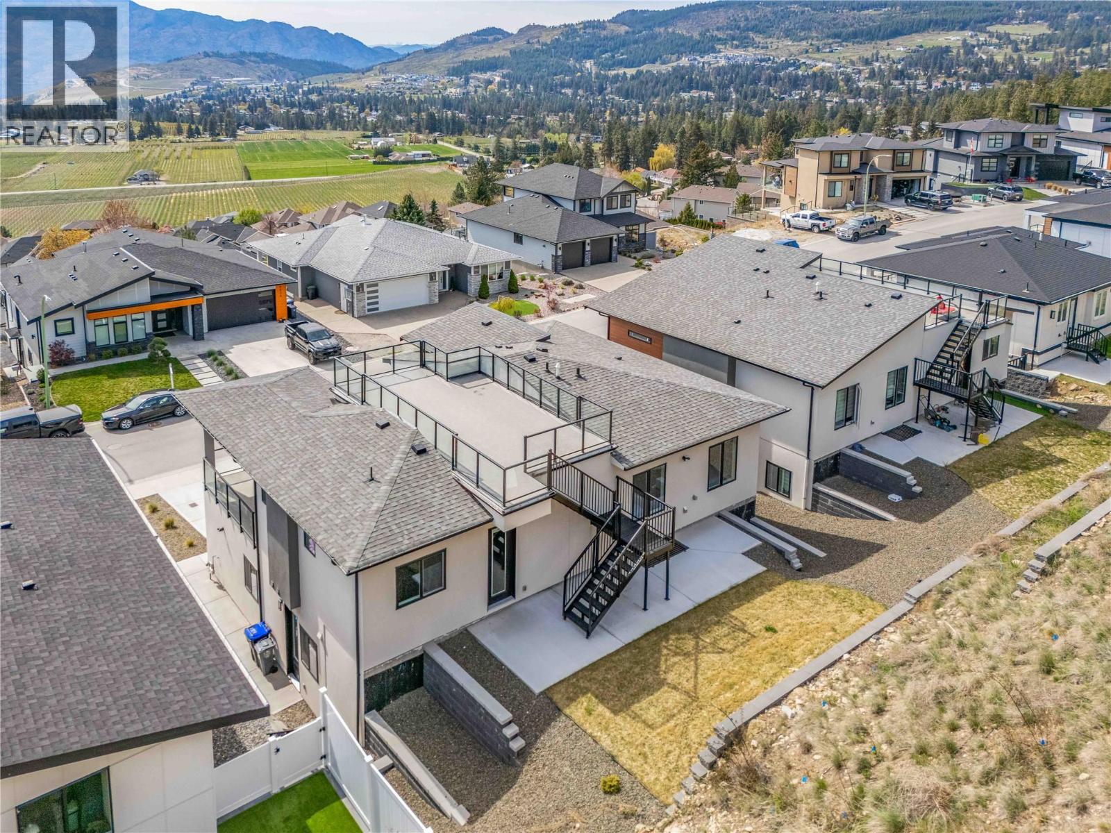  2842 Copper Ridge Drive, West Kelowna
