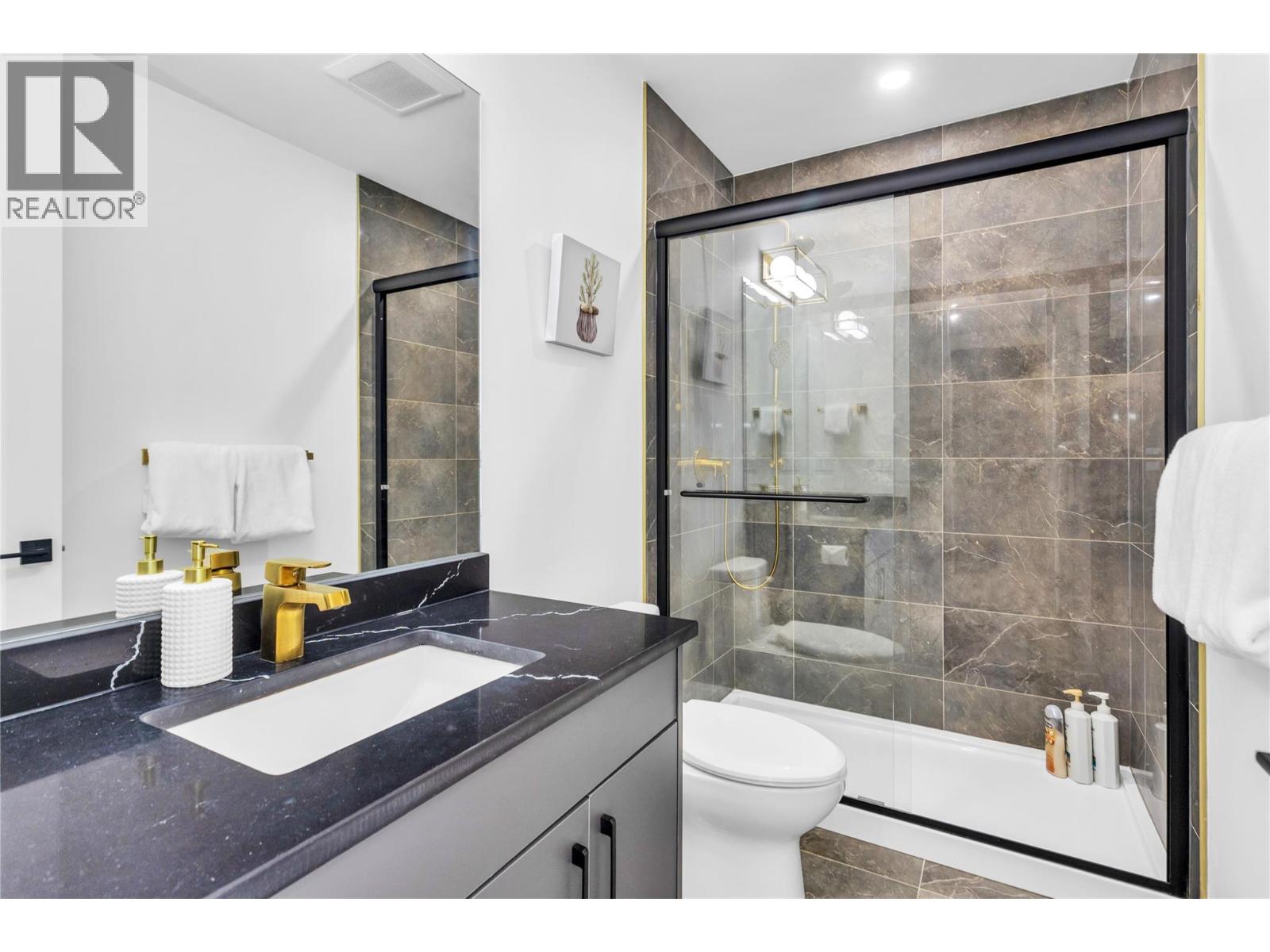  2842 Copper Ridge Drive, West Kelowna