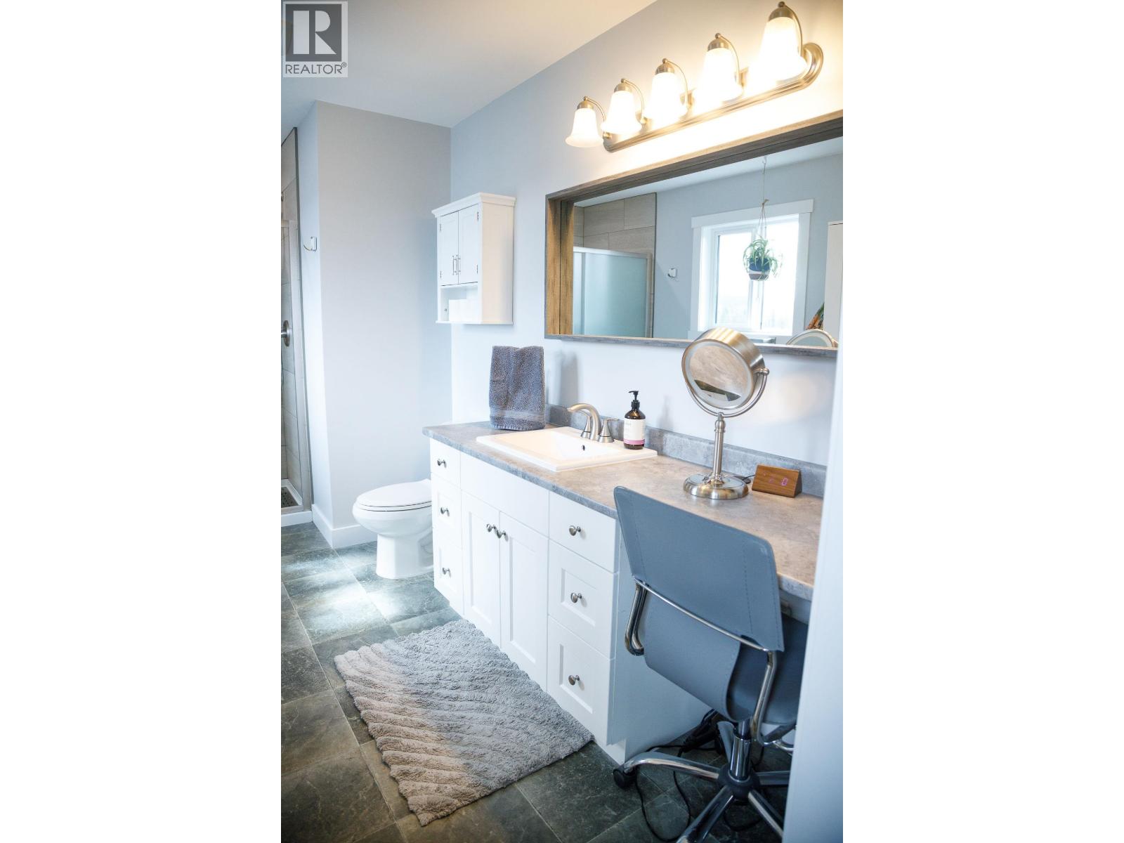 3789 TCHESINKUT Road, Burns Lake