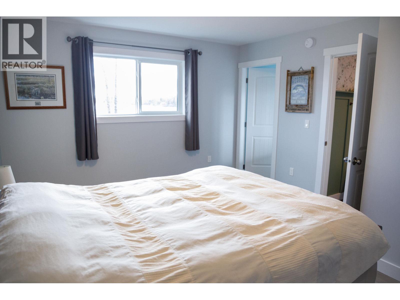 3789 TCHESINKUT Road, Burns Lake