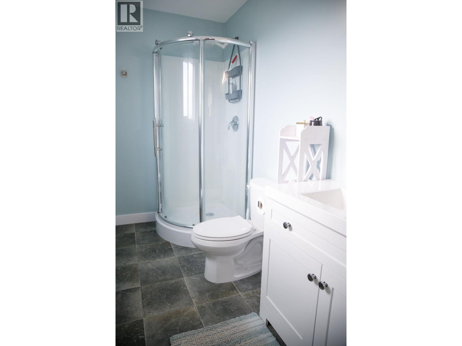 3789 TCHESINKUT Road, Burns Lake