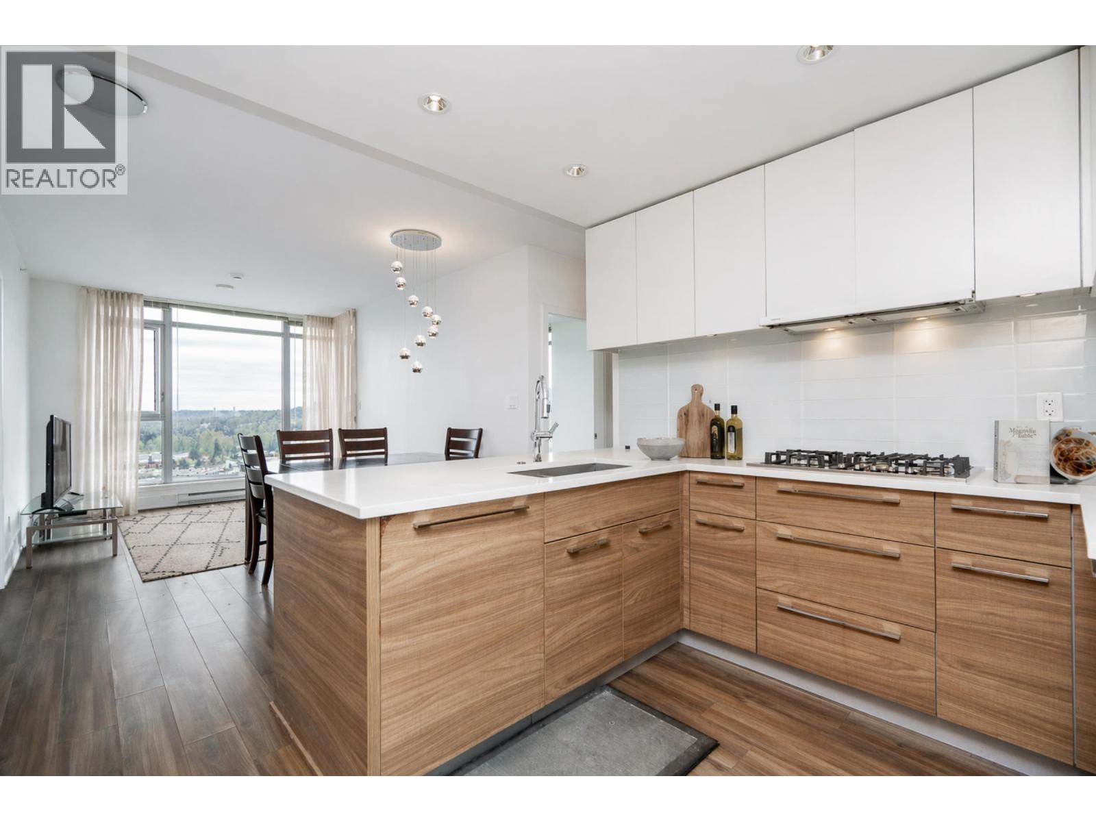 2501 1188 PINETREE WAY