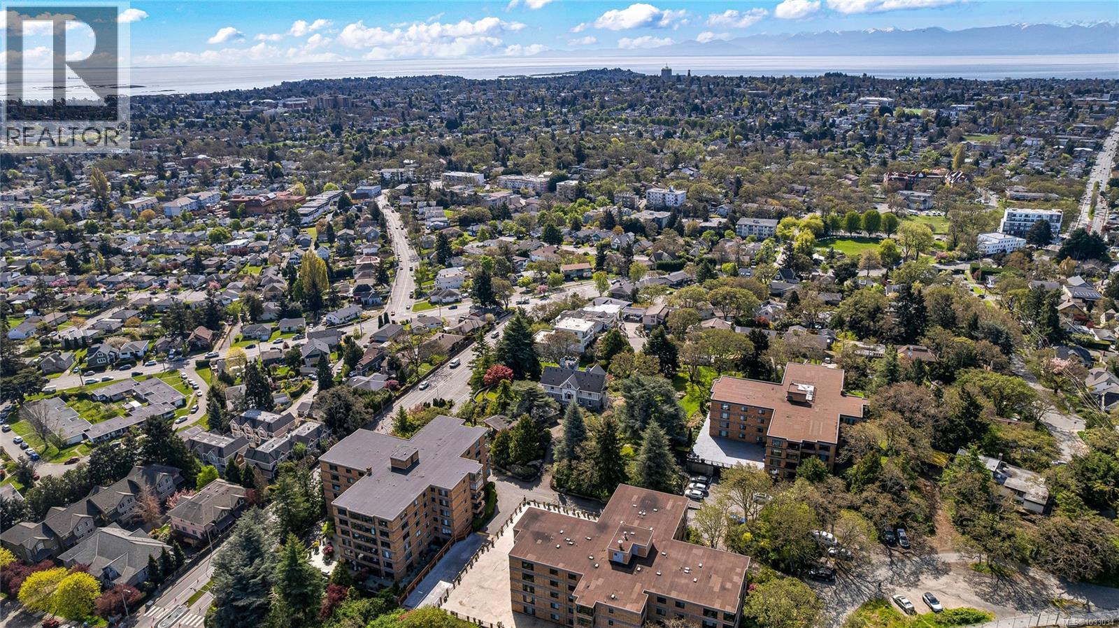 205 2910 Cook Street, Victoria