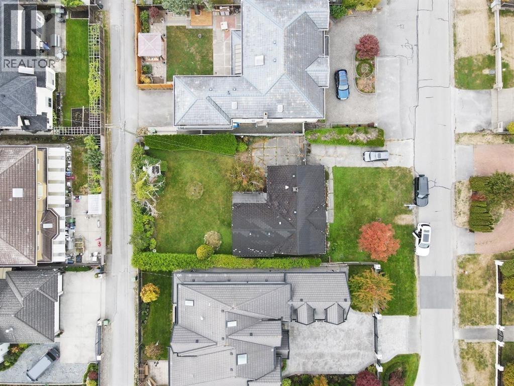 7400 BROADMOOR BOULEVARD