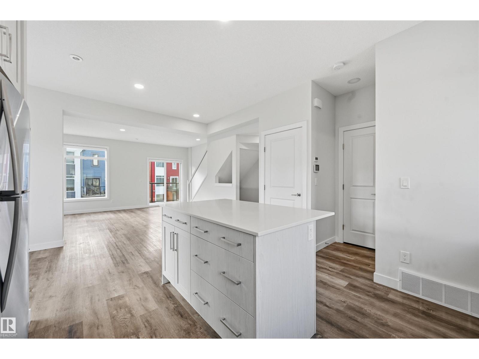 #77 1010 RABBIT HILL RD SW, Edmonton