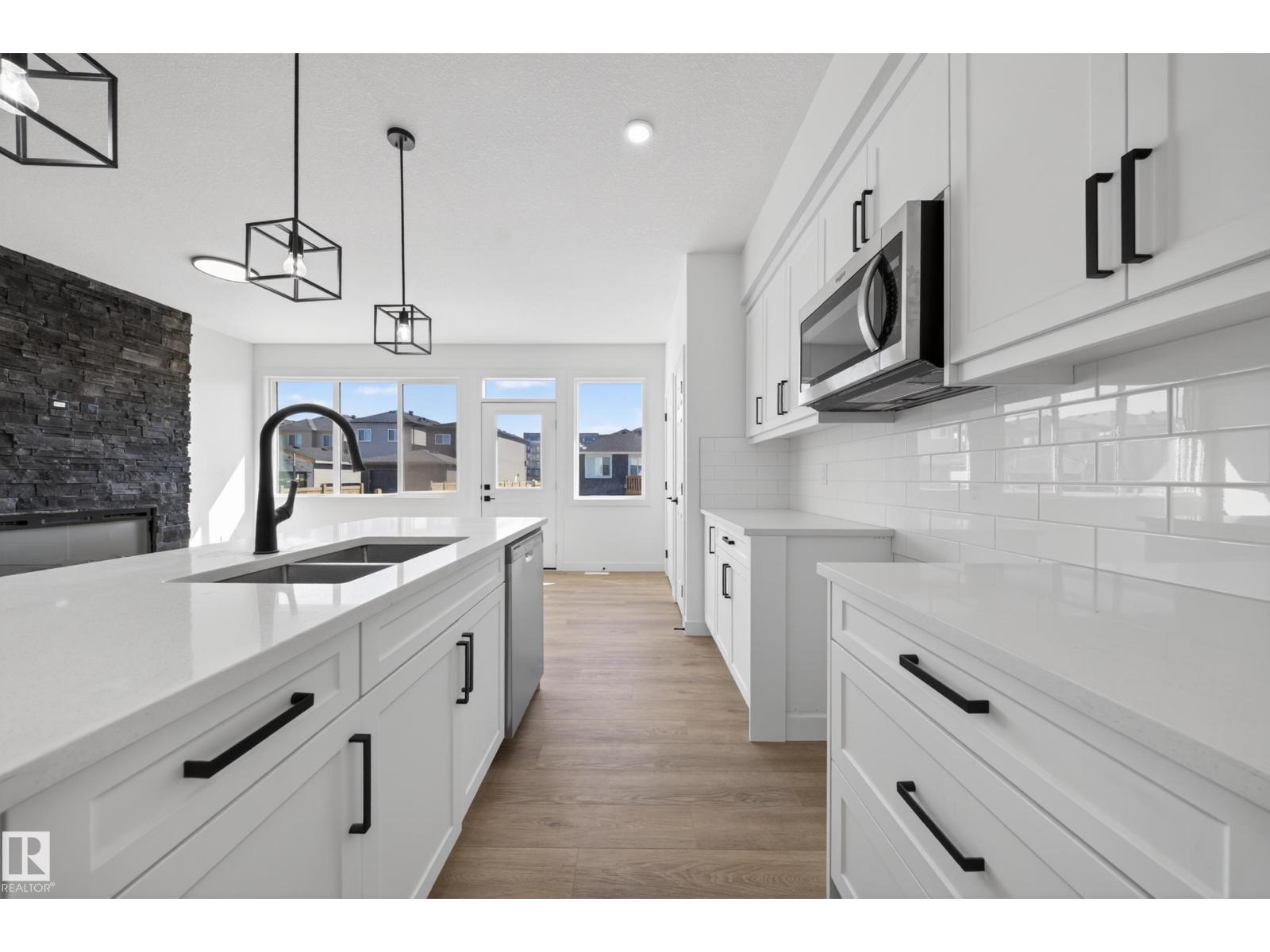 227 Deer Valley DR, Leduc