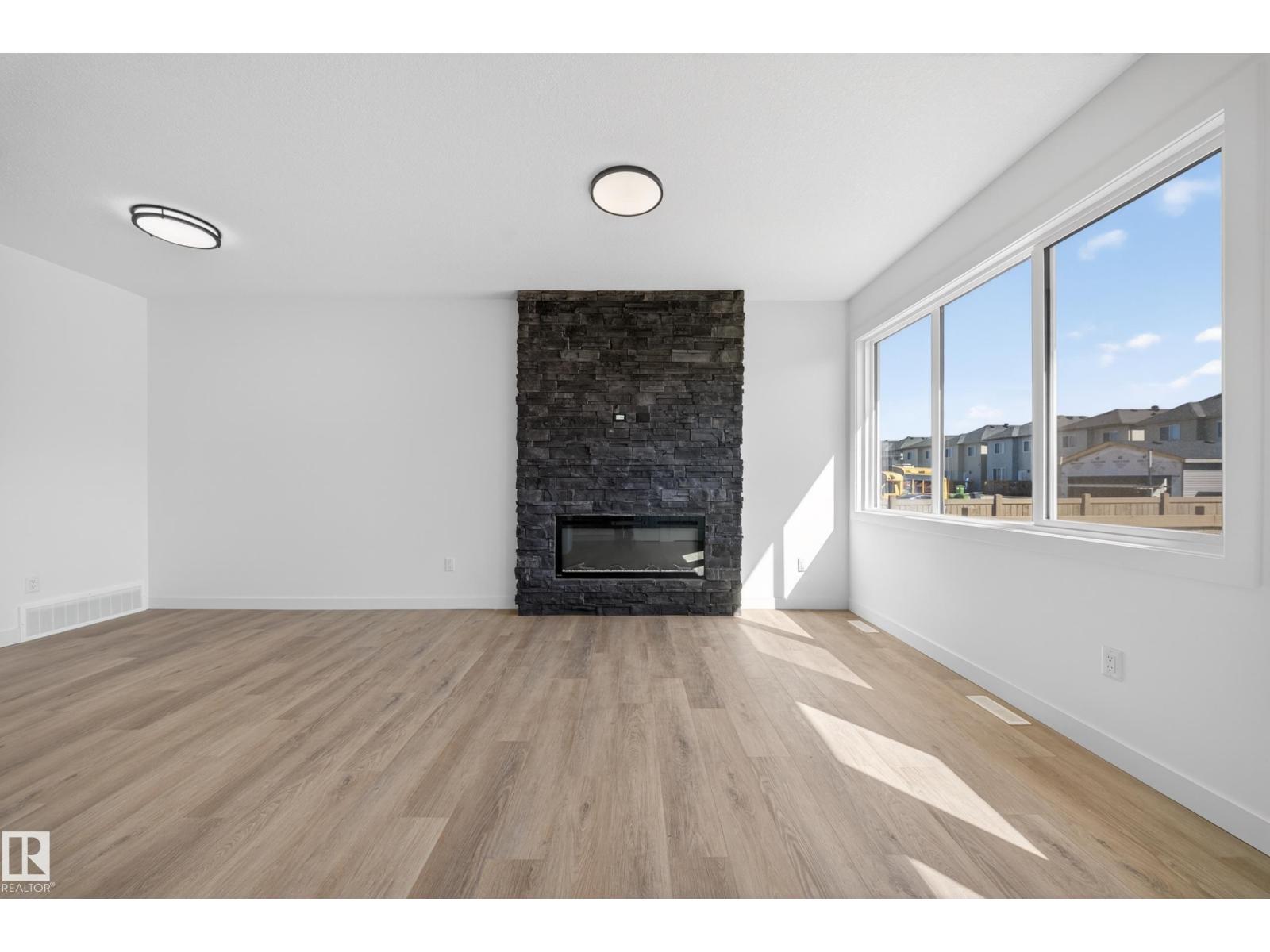 227 Deer Valley DR, Leduc