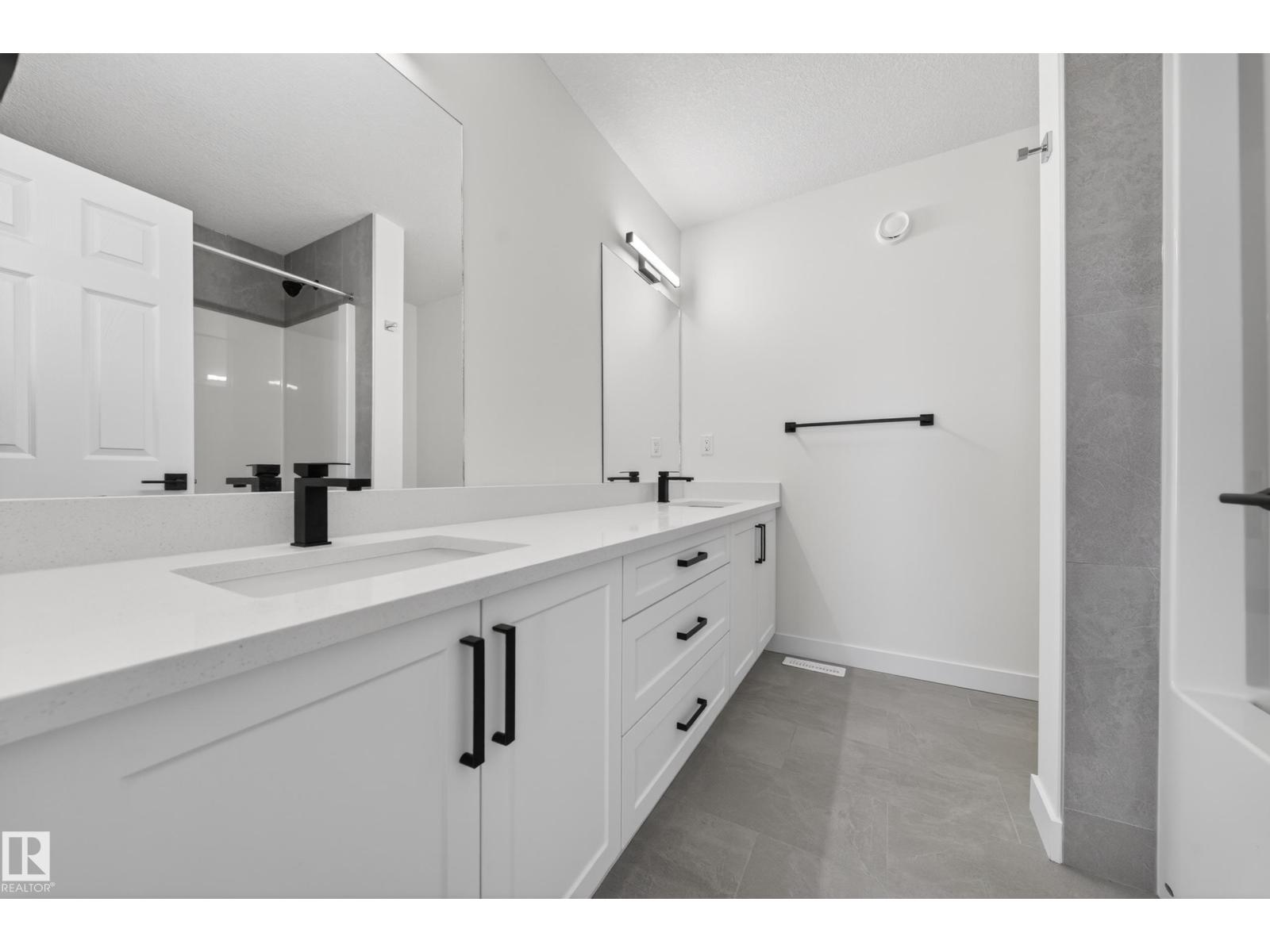 227 Deer Valley DR, Leduc