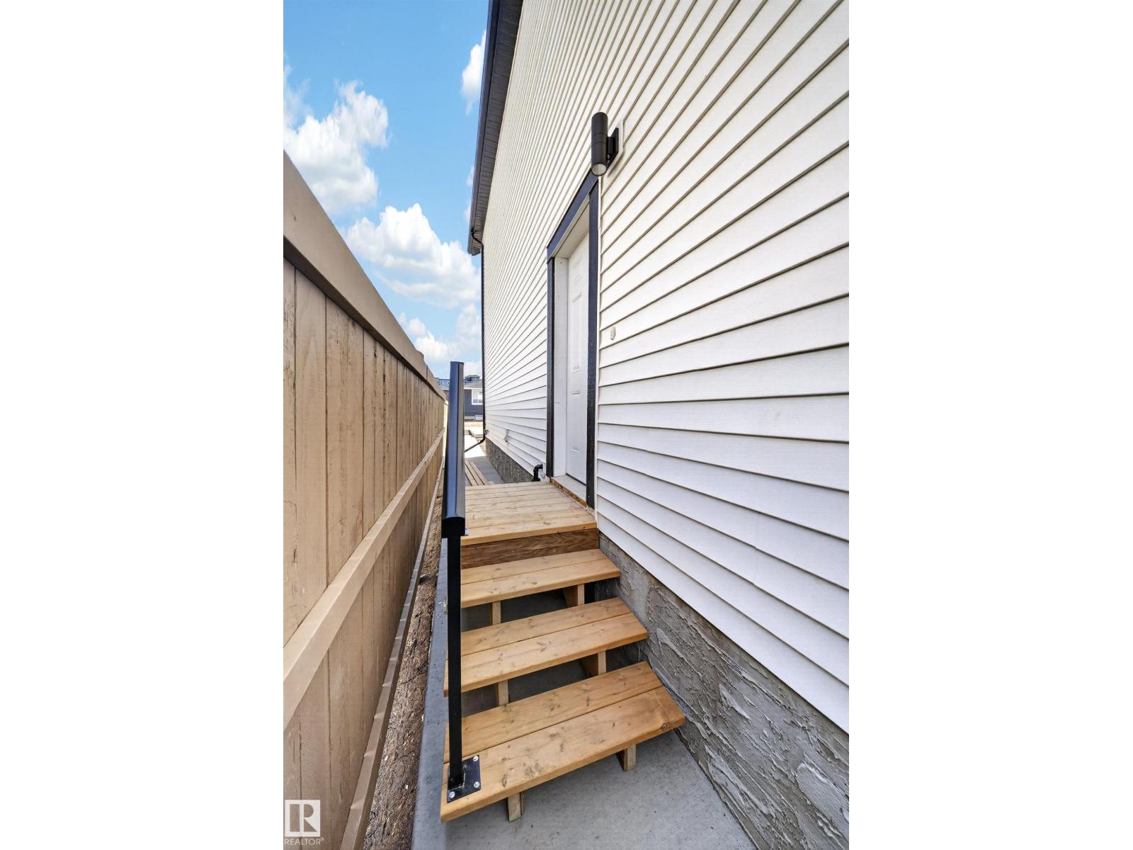 227 Deer Valley DR, Leduc