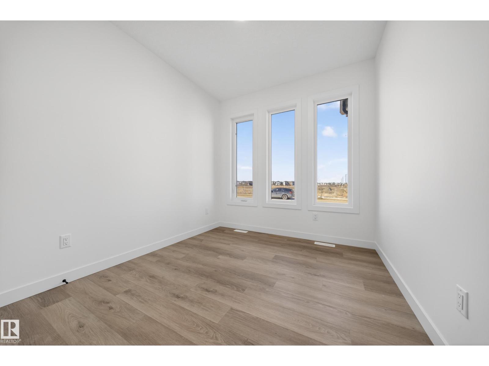 227 Deer Valley DR, Leduc