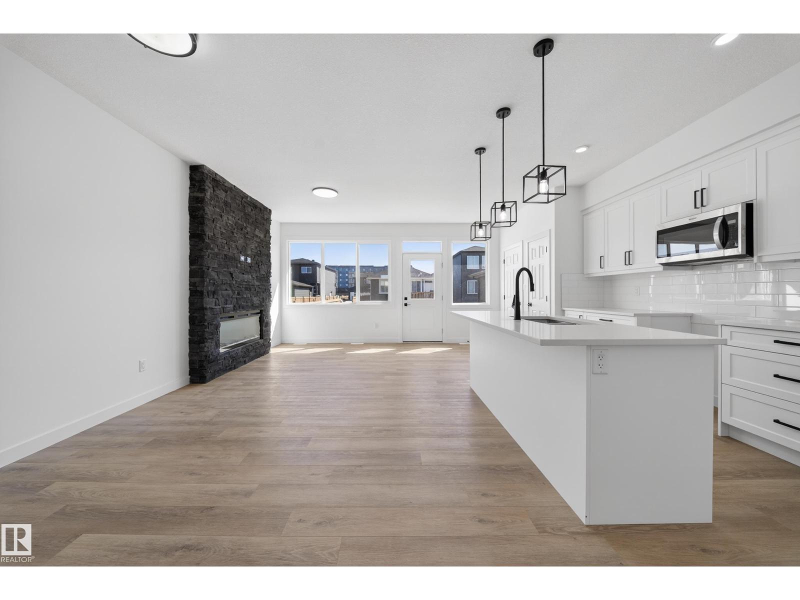 227 Deer Valley DR, Leduc