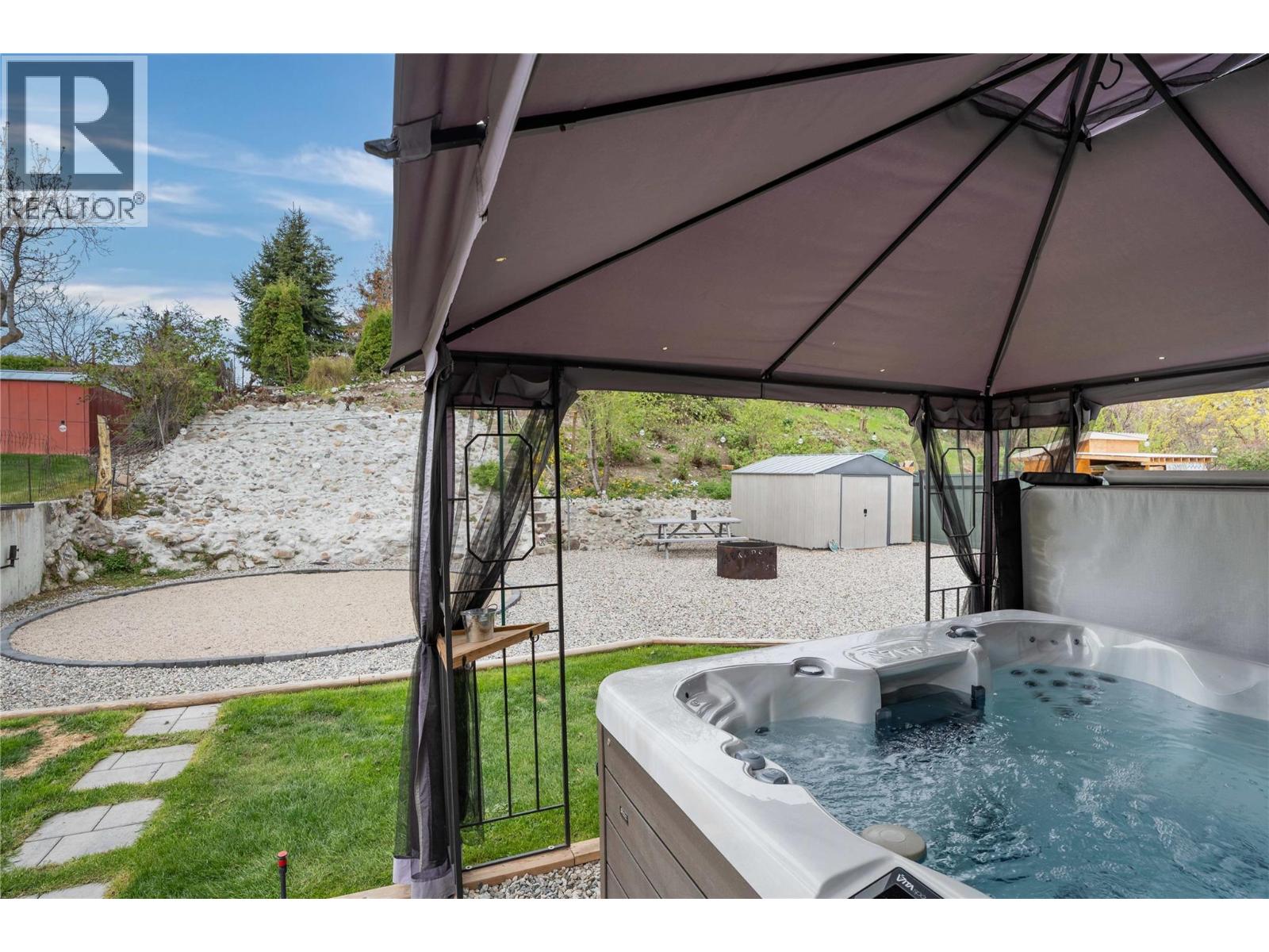 12408 CAMPBELL Crescent, Summerland