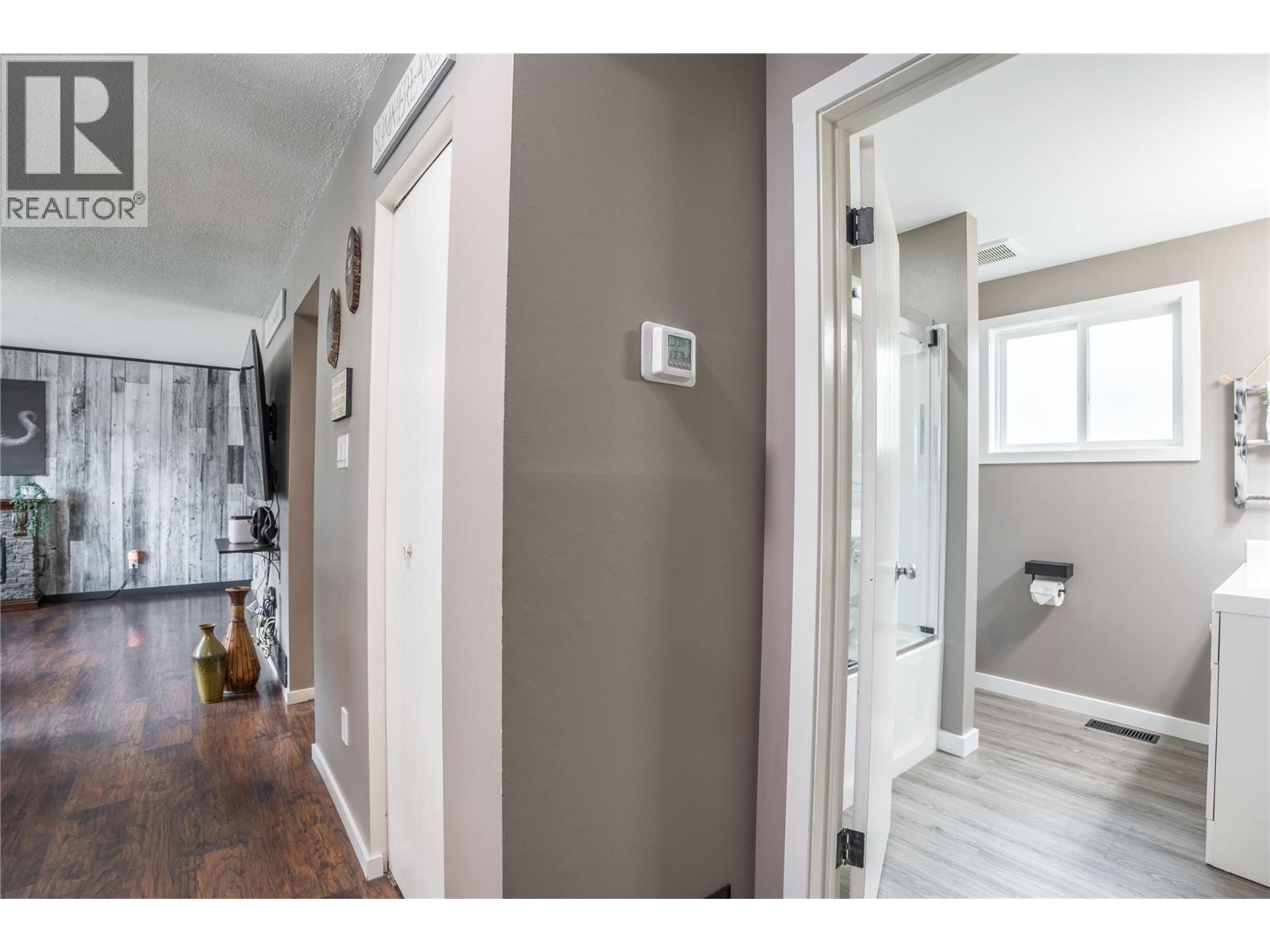 12408 CAMPBELL Crescent, Summerland