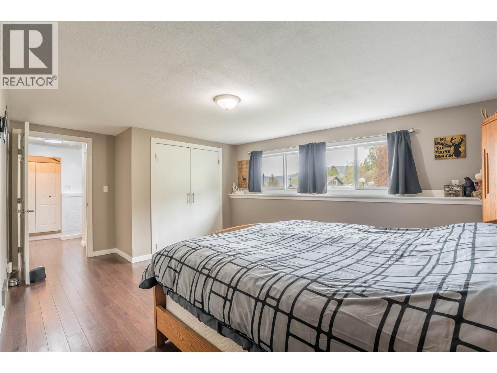 12408 CAMPBELL Crescent, Summerland