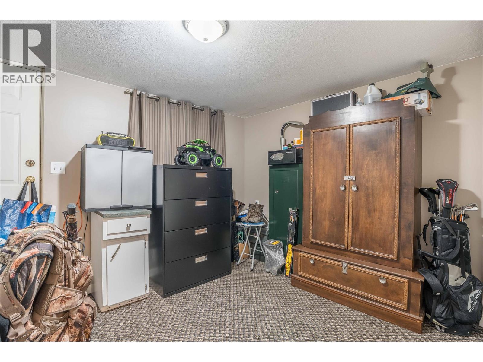 12408 CAMPBELL Crescent, Summerland