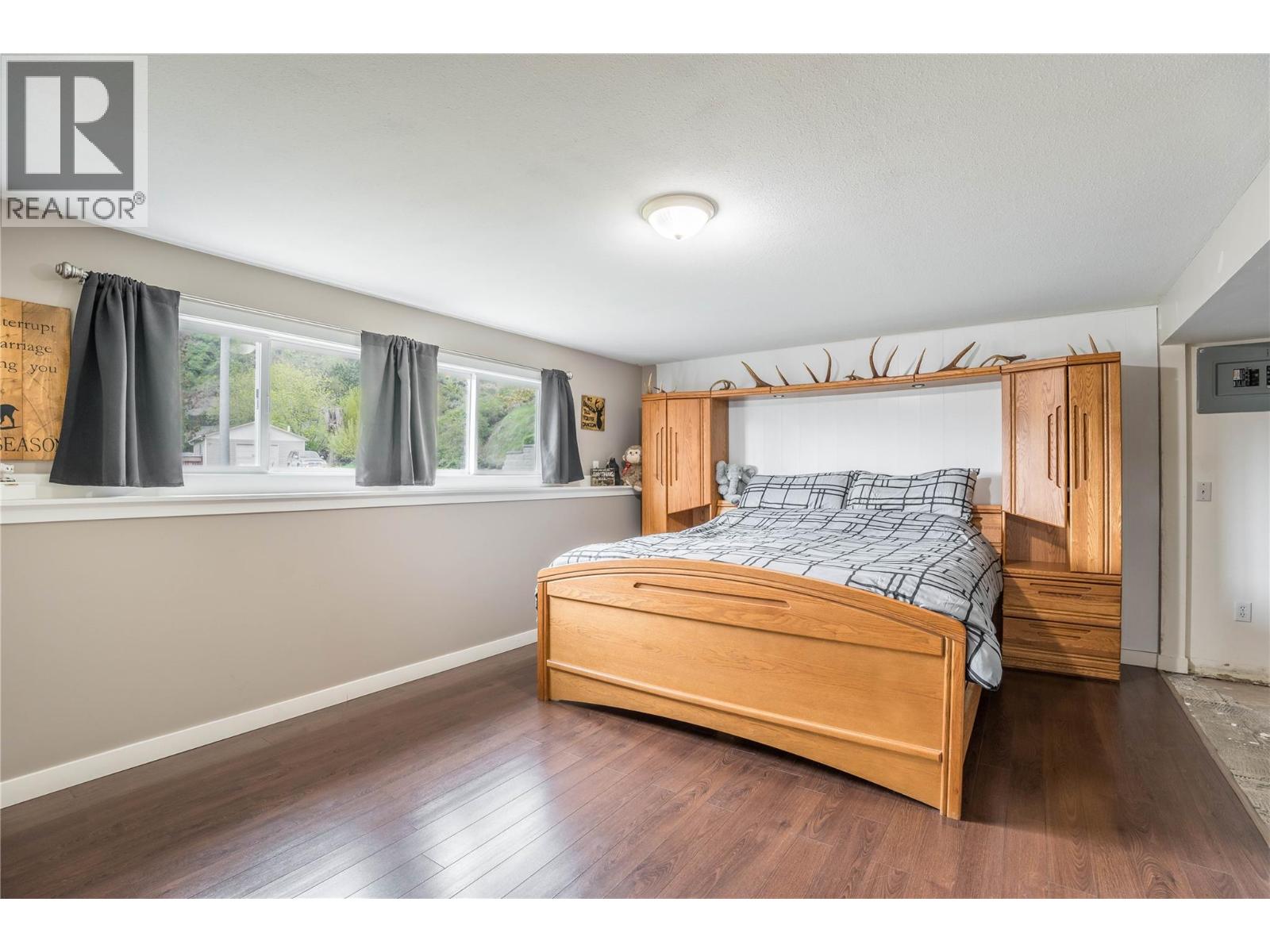 12408 CAMPBELL Crescent, Summerland