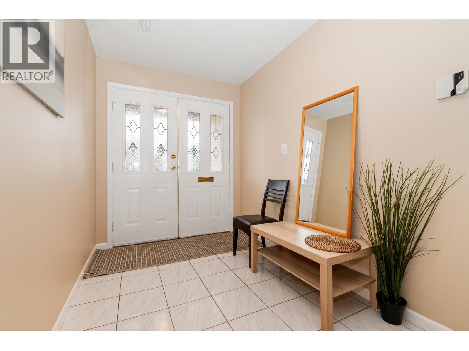 3268 VINCENT STREET, Port Coquitlam