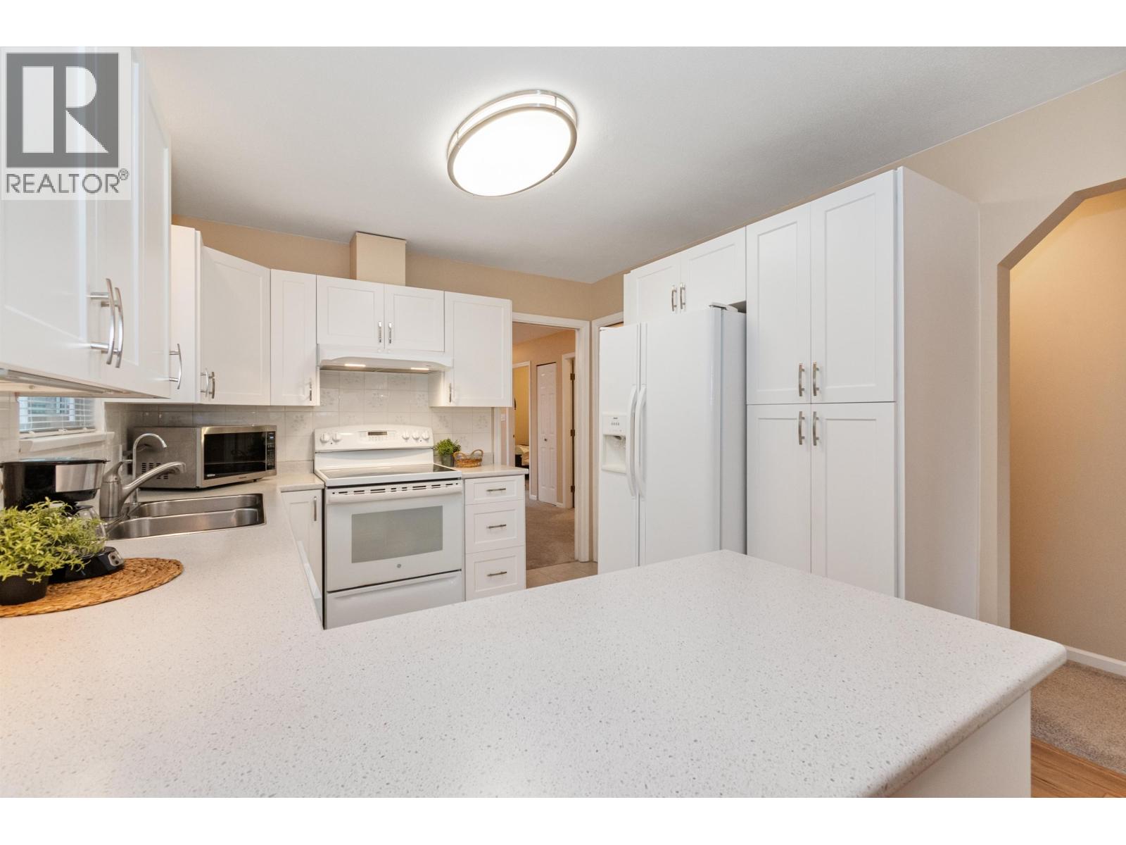 3268 VINCENT STREET, Port Coquitlam