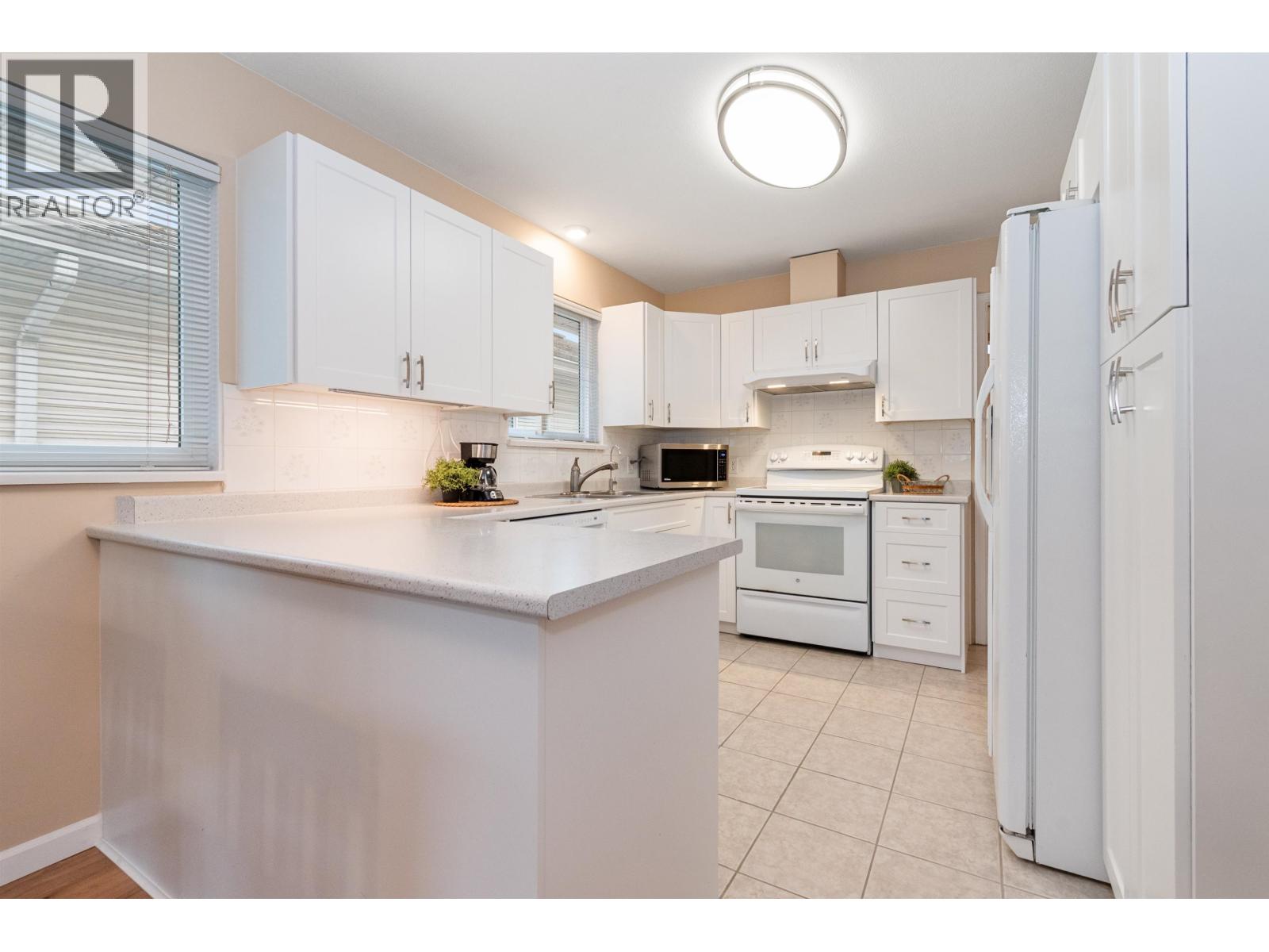3268 VINCENT STREET, Port Coquitlam