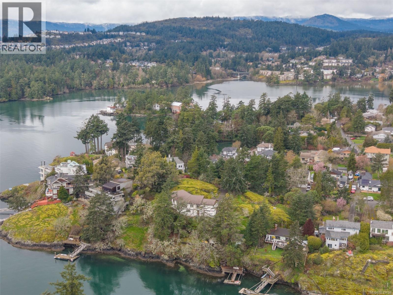  312 Bessborough Avenue, View Royal