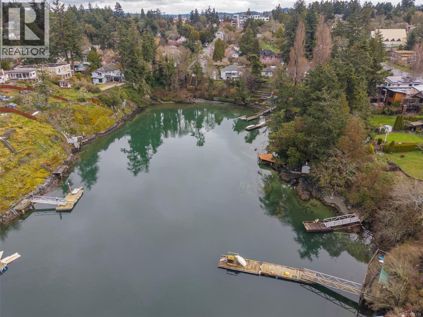  312 Bessborough Avenue, View Royal