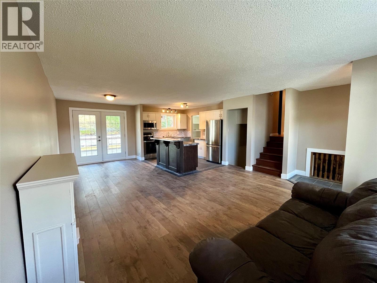 148 Gwillim Crescent - 12