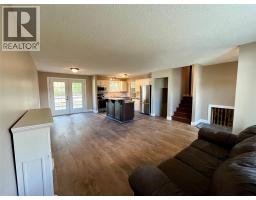 Kitchen - 148 Gwillim Crescent, Tumbler Ridge, BC V0C2W0 Photo 12