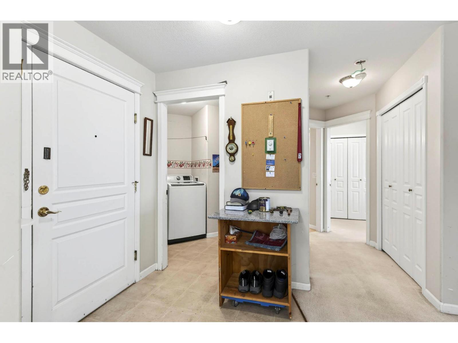 #209 490 Lorne Street - 16