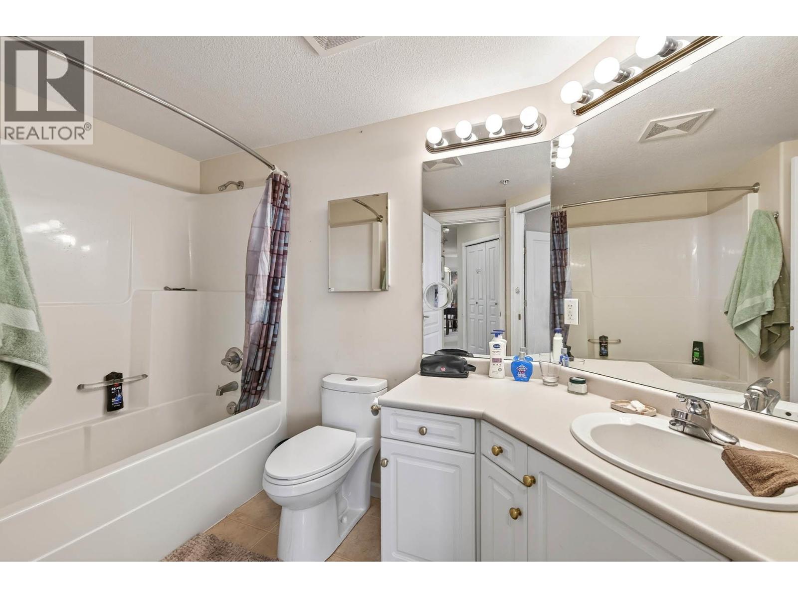 #209 490 Lorne Street - 24