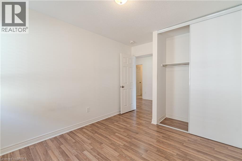 77 BARLOW Place - 21