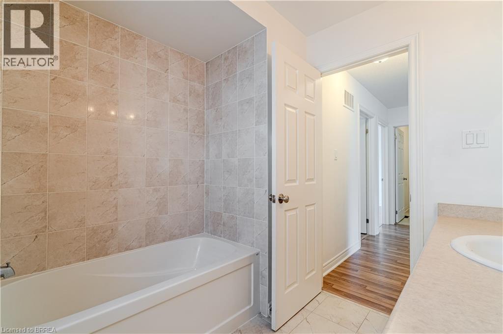 77 BARLOW Place - 24