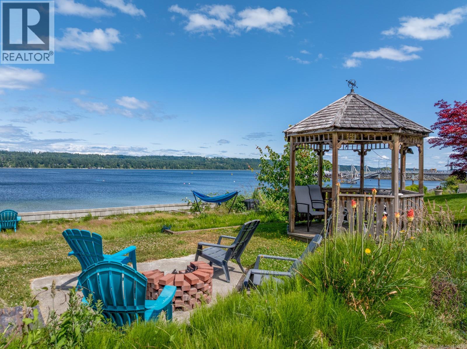 6800 Buckley Bay Frontage Rd - 1