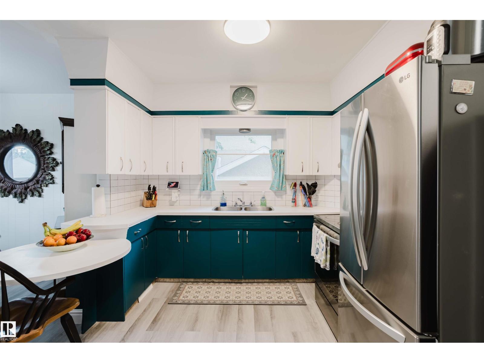 12026 104 ST NW - 19