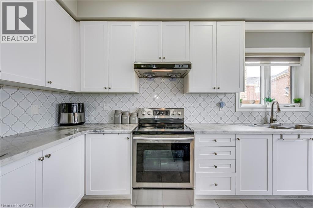 99 MCKNIGHT Avenue — photo 16