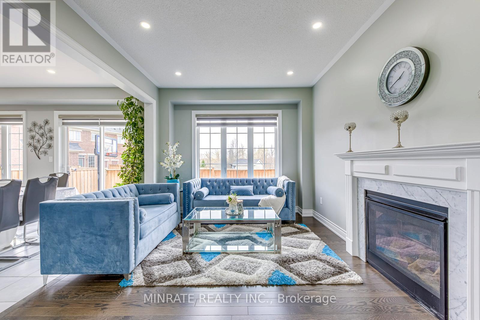 99 MCKNIGHT AVENUE - 7