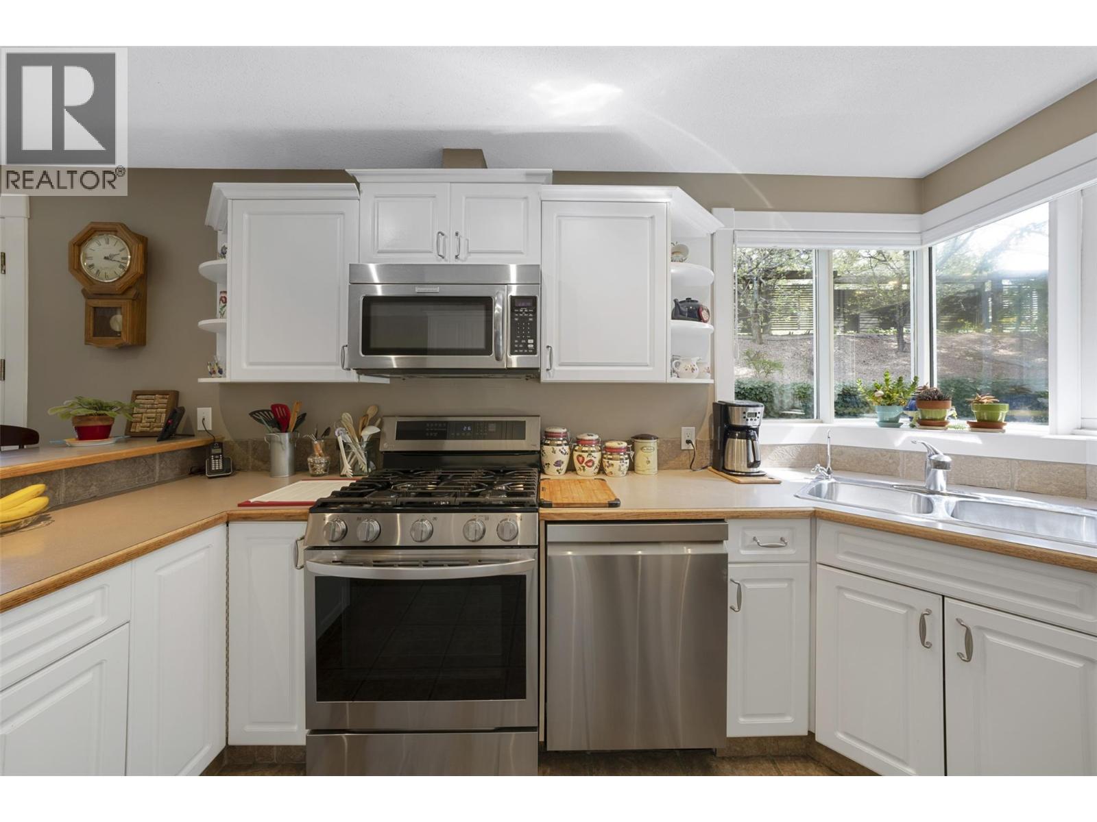  205 Merlin Court, Kelowna