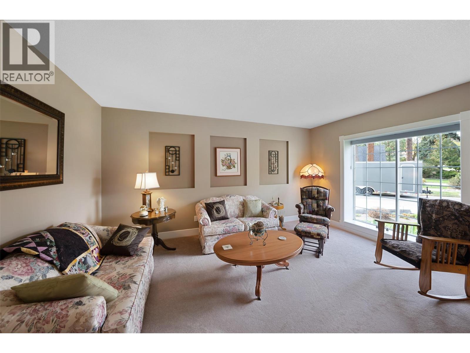  205 Merlin Court, Kelowna