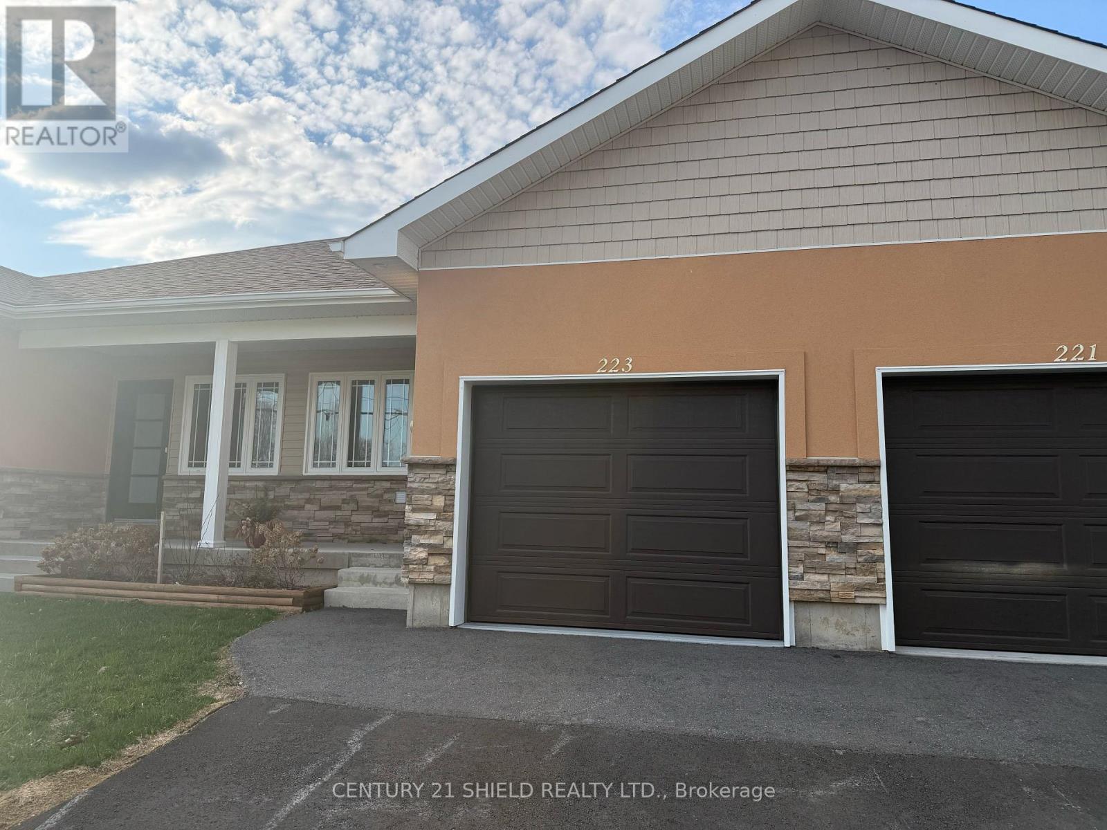223 THIRD STREET W - photo 2
