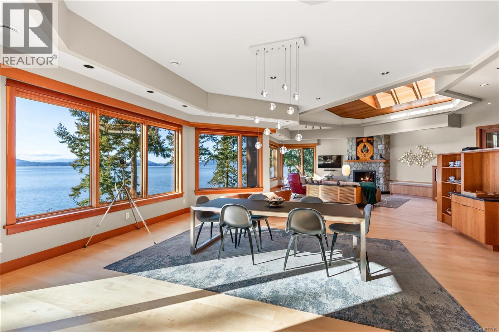  8440 Lawrence Road, Central Saanich