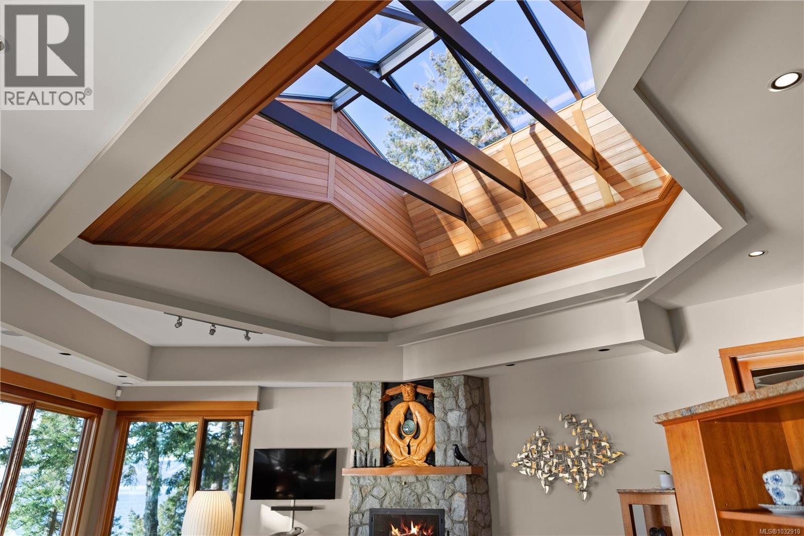  8440 Lawrence Road, Central Saanich