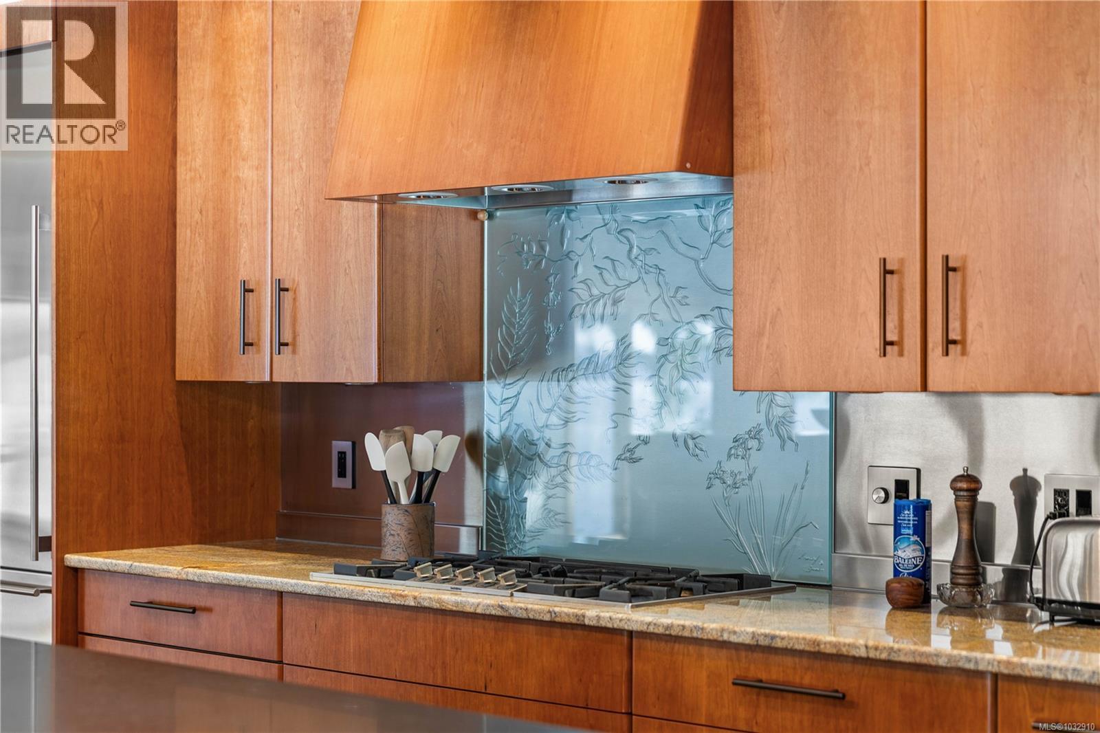  8440 Lawrence Road, Central Saanich