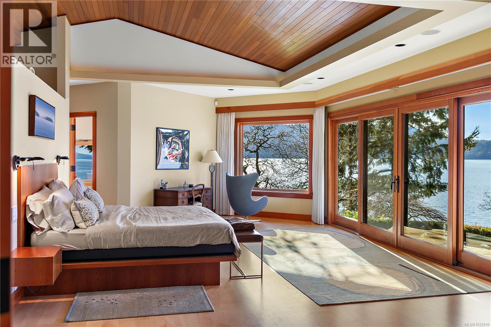  8440 Lawrence Road, Central Saanich