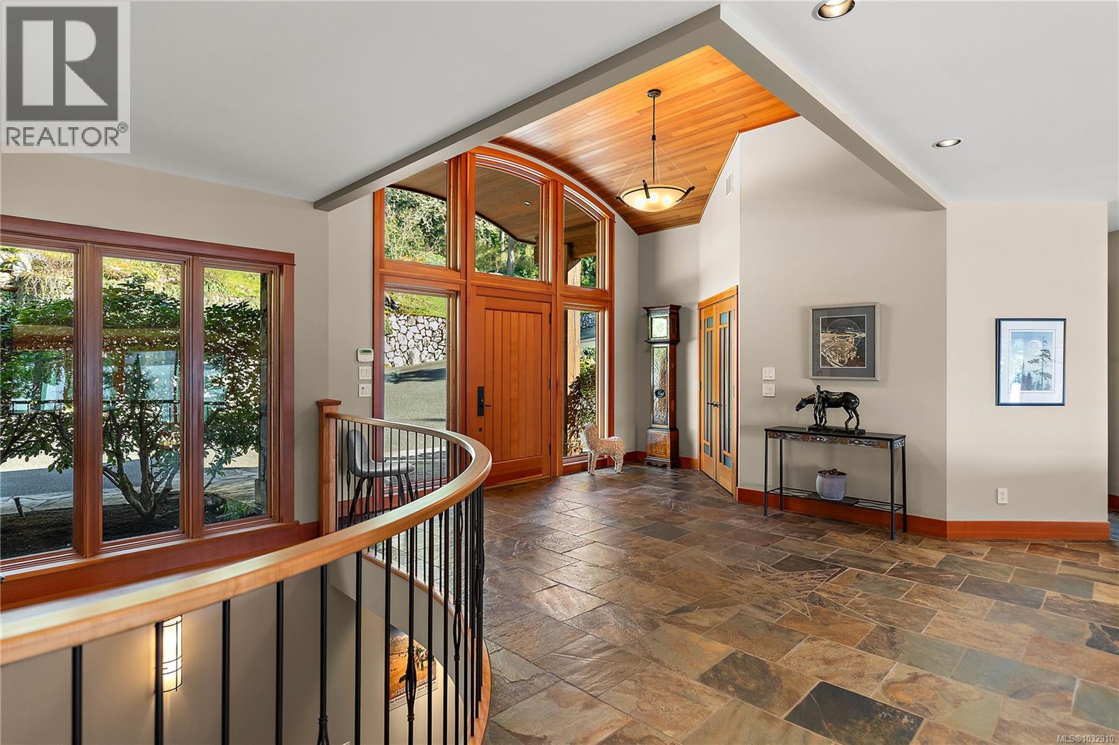  8440 Lawrence Road, Central Saanich